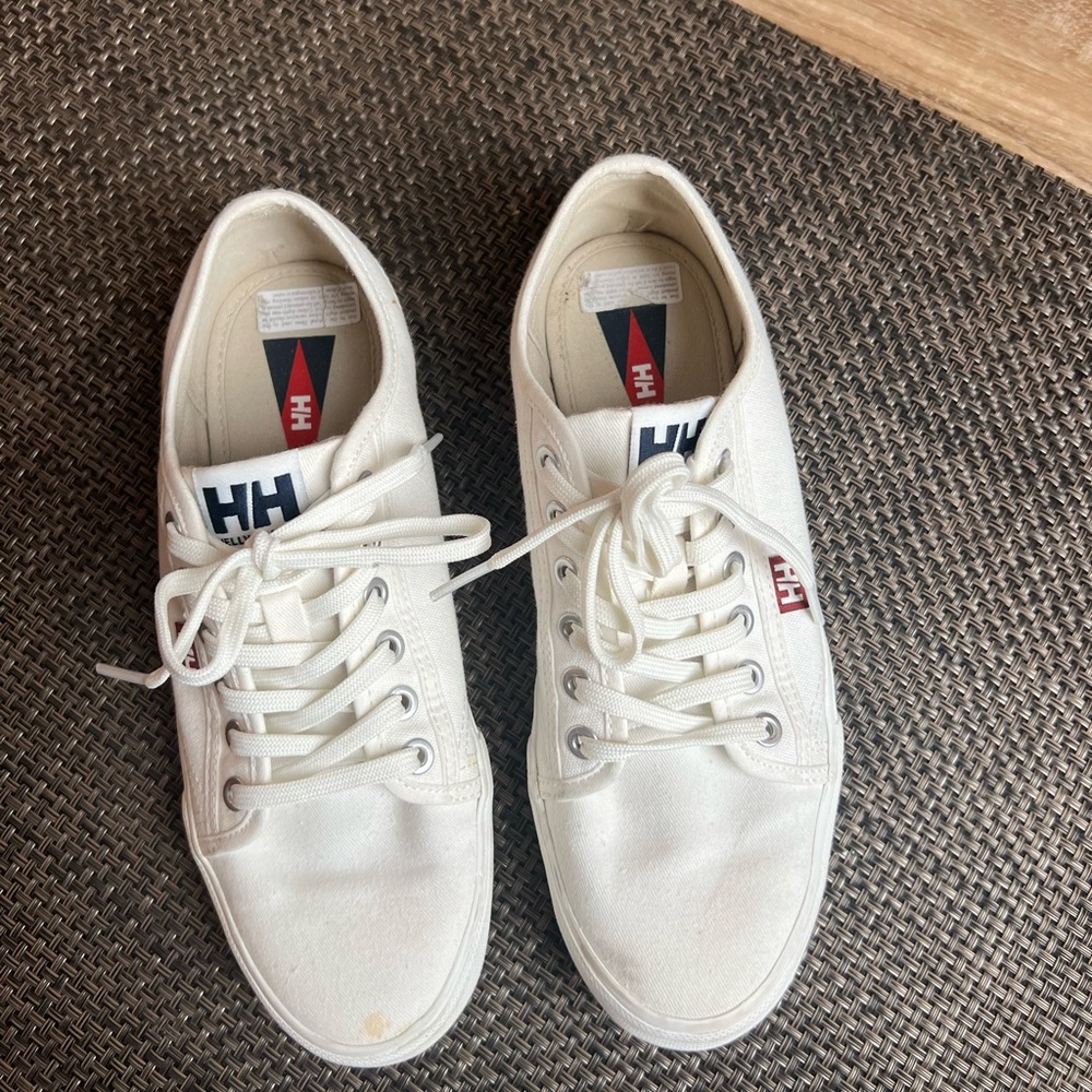 Helly Hansen shoes 8